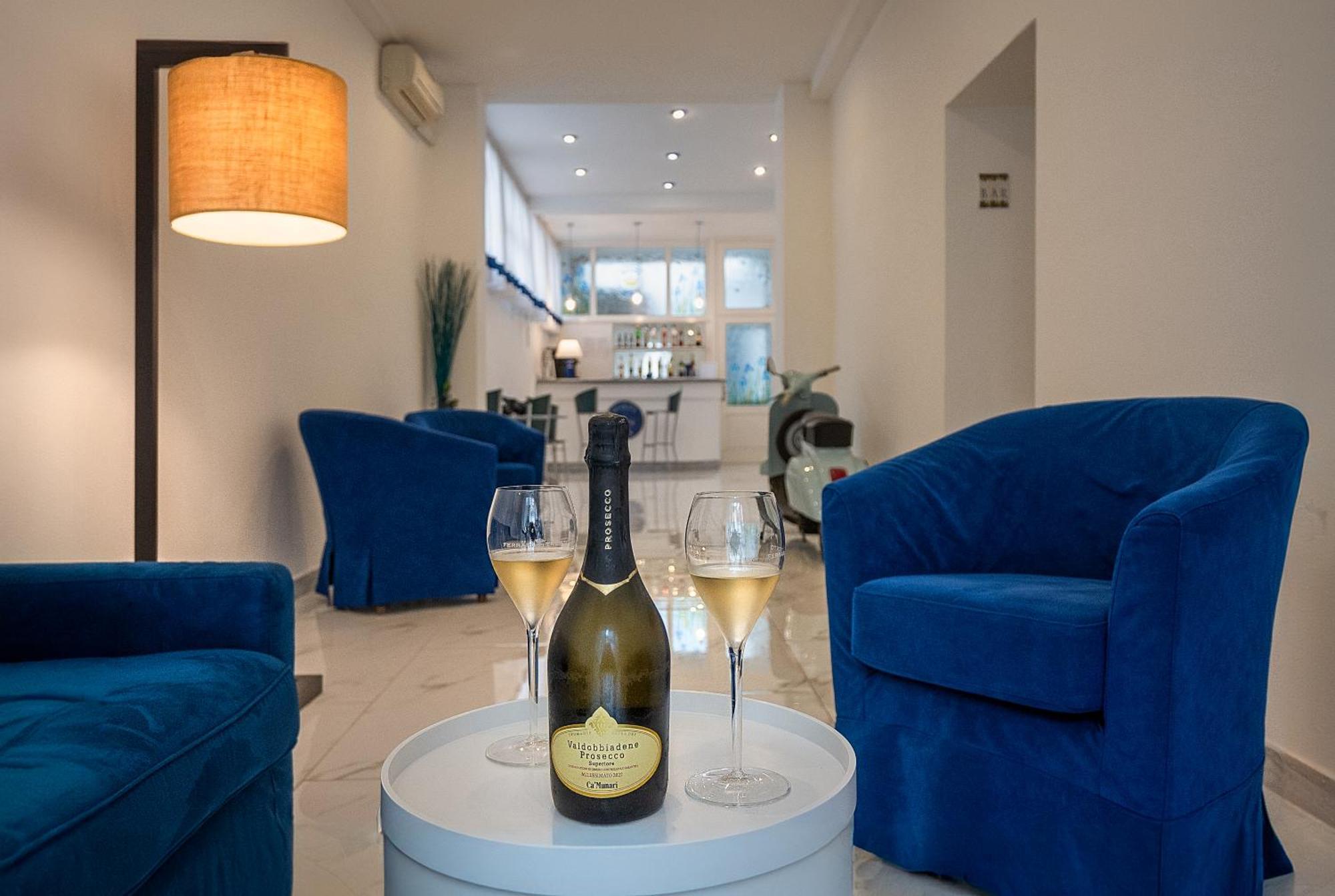Hotel Rex Viareggio Eksteriør billede